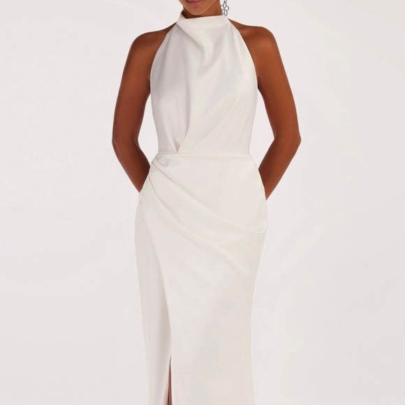 White Mock Neck sleeveless low slit dress - Picture 4 of 4